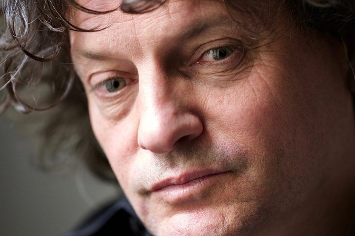Gilles Porte, face-à-face Par Ariane Damain Vergallo pour Ernst Leitz Wetzlar