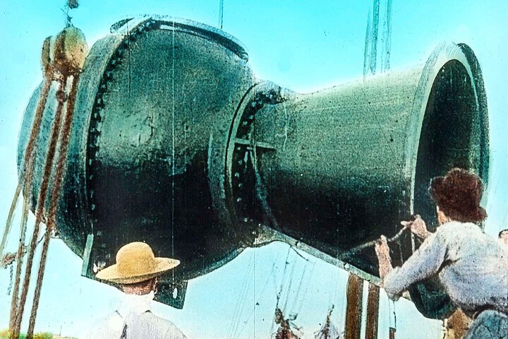 Le cinéma sous-marin, de "Wonders of the Sea", des frères Williamson (1922), à "Titanic", de James Cameron (1997) Conférence de Laurent Mannoni