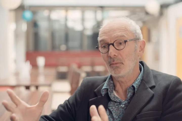 Si les scènes de la vie conjugale m'étaient contées... Entretien filmé avec le directeur de la photographie Rémy Chevrin, AFC, à propos de son travail sur "Chambre 212", de Christophe Honoré, par François Reumont pour l'AFC