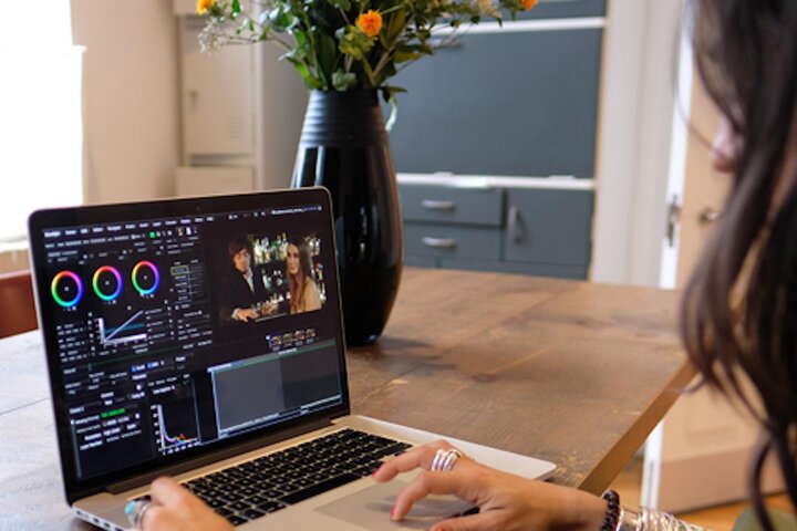 Des formations en ligne aux essentiels du Baselight de FilmLight Apprenez Baselight où et quand vous voulez