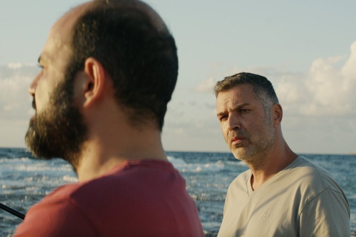 Antoine Héberlé, AFC, revient sur ses choix techniques pour "Mediterranean Fever", de Maha Haj
